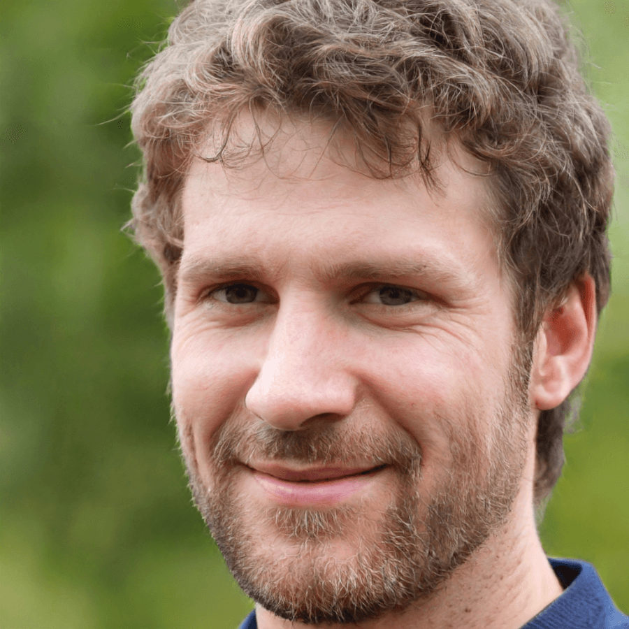 Lucas Hurley